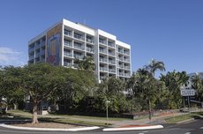 Cairns accommodation: Cairns Plaza Hotel