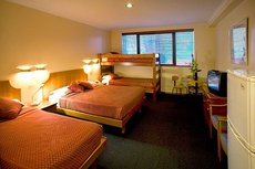 Canberra accommodation: Capital Executive Apartment Hotel