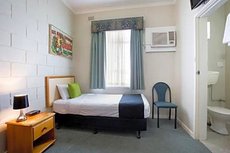 Adelaide accommodation: Rex Hotel Adelaide