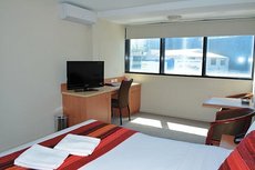 Melbourne accommodation: City Park Hotel