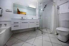 Canberra accommodation: Belconnen Way Hotel & Serviced Apartments