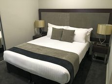 Perth accommodation: Attika Hotel