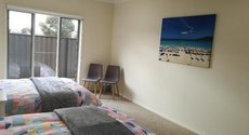 Melbourne accommodation: Happy Cozy House