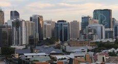 Brisbane accommodation: Spectacular Views of CBD by FV with Free Car Park