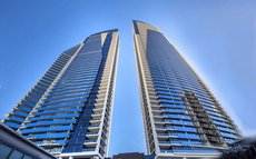 Gold Coast accommodation: Surfers Paradise Central Luxury 2 Bedroom Seaview Spa Apartment - Sealuxe