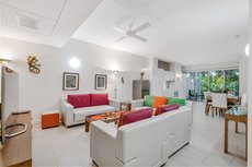 Cairns accommodation: Elysium The Drift Apartment