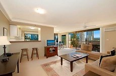 Gold Coast accommodation: De Ville Apartments