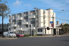 Melbourne accommodation: Parkville Place Serviced Apartments