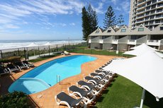 Gold Coast accommodation: The Breakers Gold Coast