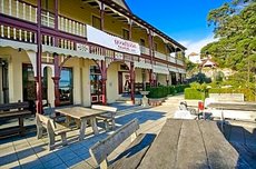 Katoomba accommodation: Alexandra Hotel Katoomba
