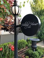 Adelaide accommodation: Hollidge House Luxury Apartments