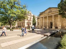 Adelaide accommodation: Mercure Grosvenor Hotel Adelaide