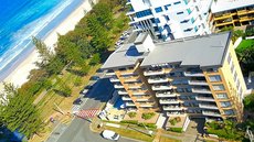 Gold Coast accommodation: Wyuna Beachfront Holiday Apartments