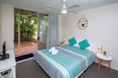 Gold Coast accommodation: Miami Beachside Apartments