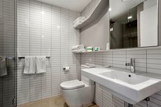 Melbourne accommodation: Platinum City Serviced Apartments