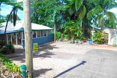 Mission Beach accommodation: Rainforest Motel