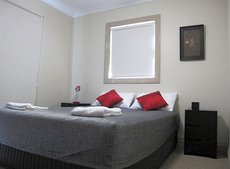 Brisbane accommodation: Hampton Court Apartments