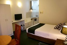 Melbourne accommodation: Footscray Motor Inn and Serviced Apartments
