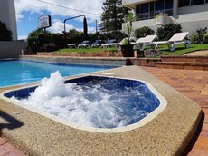 Gold Coast accommodation: Surfers Chalet