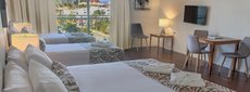 Cairns accommodation: Cairns Plaza Hotel