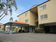 Cairns accommodation: Tradewinds McLeod Holiday Apartments