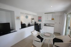 Nelson Bay accommodation: Amore At The Beach