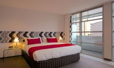 Hobart accommodation: Zero Davey Boutique Apartment Hotel