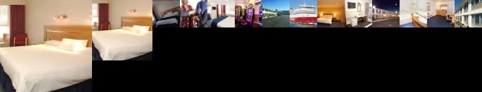 Edgewater Hotel Devonport