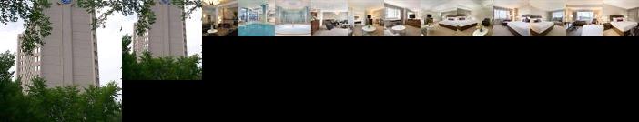 Coast Edmonton Plaza Hotel by APA