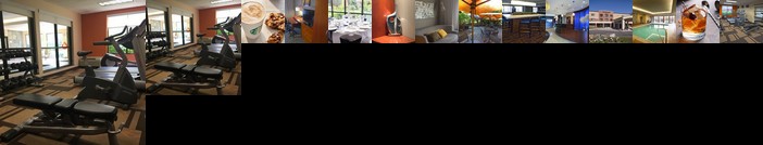 Courtyard Hamilton Hamilton