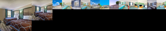 Super 8 by Wyndham Toronto East ON