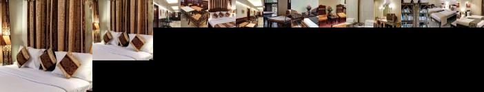 Palace On Ganges - Heritage Hotel