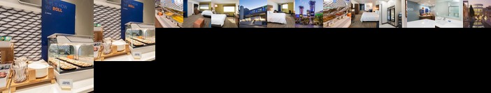 Holiday Inn Express & Suites Los Angeles Downtown West