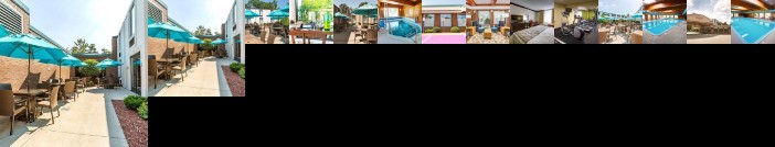 Country Inn & Suites by Radisson Traverse City MI