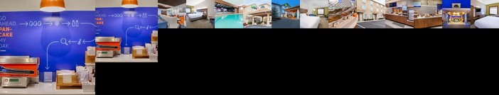 Holiday Inn Express Hotel & Suites Alcoa Knoxville Airport