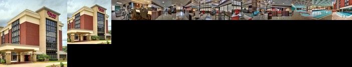 Drury Inn & Suites The Woodlands