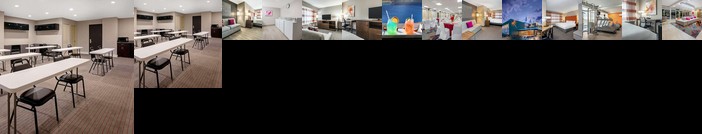 La Quinta Inn & Suites by Wyndham Seattle Federal Way