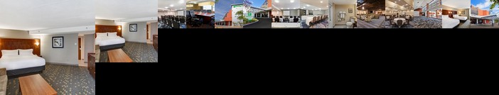 Holiday Inn Oakville Centre