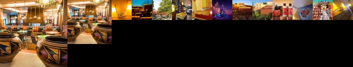 Disney's Hotel Santa Fe r