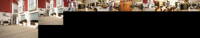 Hotel Asador H M Versus