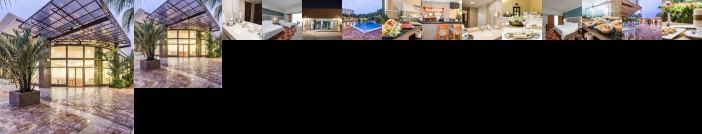 Holiday Inn Convention Center