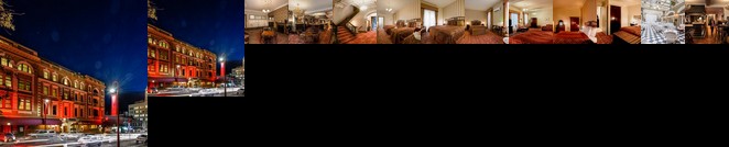 Hadley's Orient Hotel