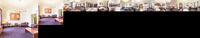 Rixwell Centra Hotel