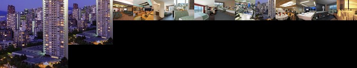 Coast Plaza Hotel & Suites