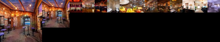 Queens Hotel & Nightclub