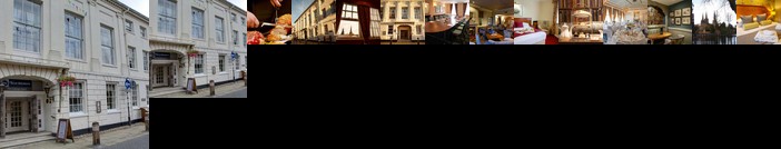 B/W Lichfield City Centre The George Hotel