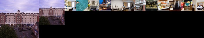 Salem Waterfront Hotel & Suites