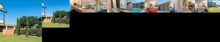 Days Inn by Wyndham San Marcos