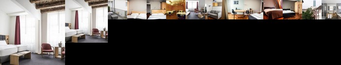 Royal Hotel - Urban Living