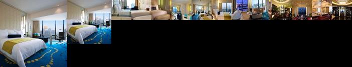 Renaissance Shanghai Yu Garden Hotel